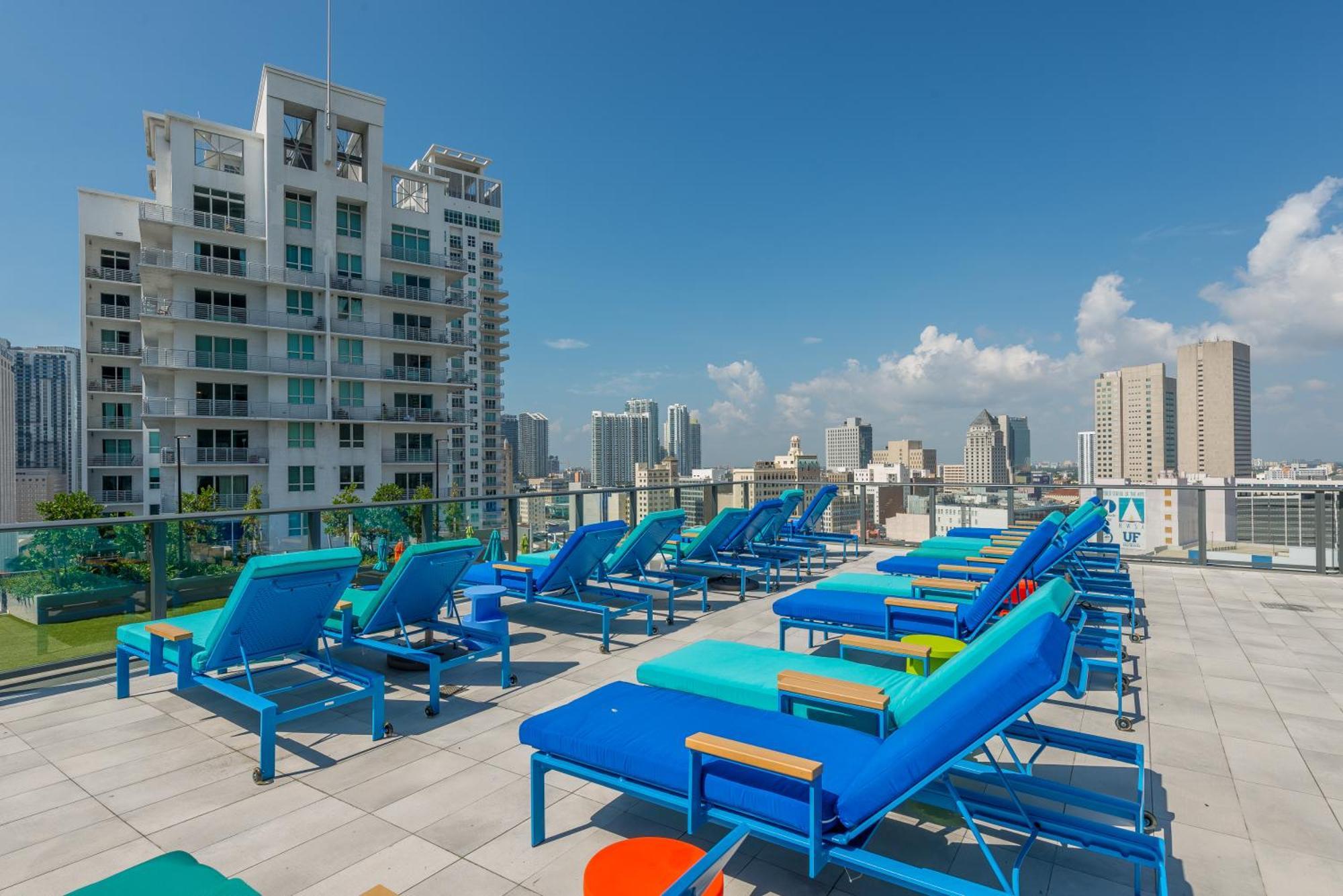Sentral Alea Miami Aparthotel Екстериор снимка
